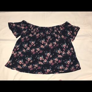 Short sleeve floral off the shoulder top